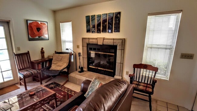 Building Photo - 11543 N Eagle Peak Dr