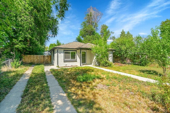 Photo - $2,100.00, 2-bed, 1-bath located in Denver. Apartment