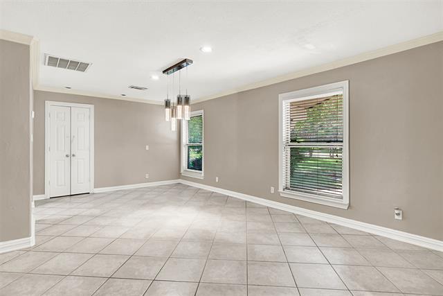 Building Photo - 3950 Clear Cove Ln