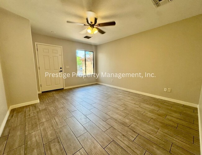 Building Photo - 3/2 Cozy Home In Green Valley, Waiting For You!