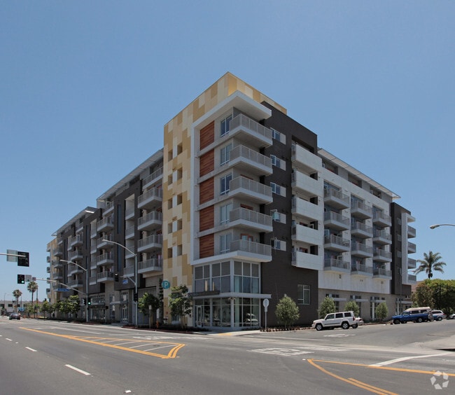 Building Photo - Long Beach Senior Arts Colony