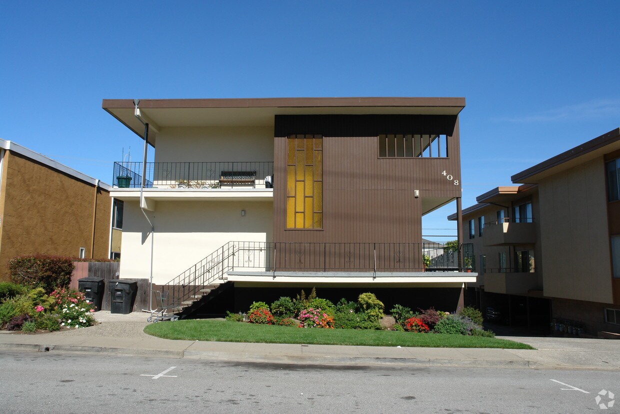 Foto del edificio - 408 Richmond Dr