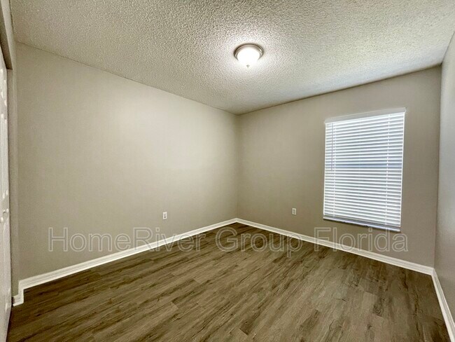 Foto del edificio - 7834 Chadwick Dr