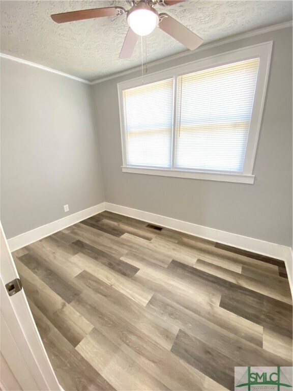 Building Photo - 620 W 38th St