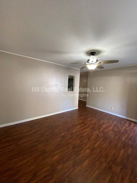 Photo - 215 Dogwood Ln House