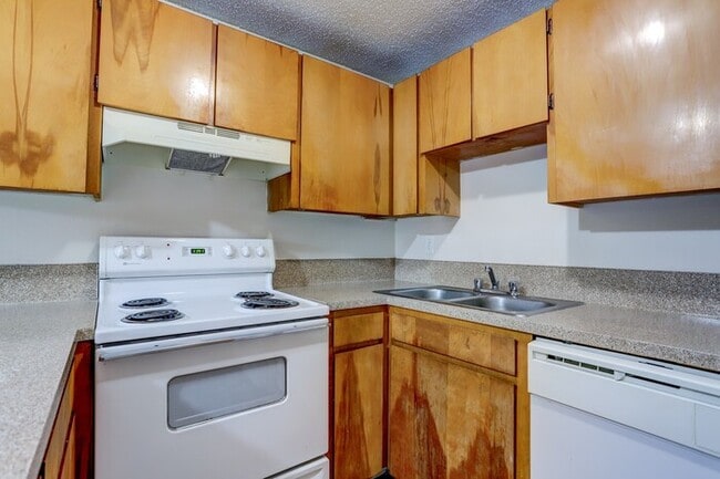 Building Photo - READY FOR YOU!! - Spacious upper 1 bedroom...