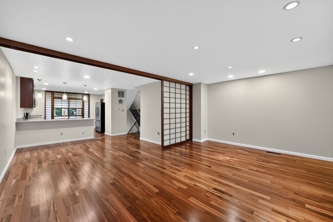 Building Photo - 10766 Castleton Way