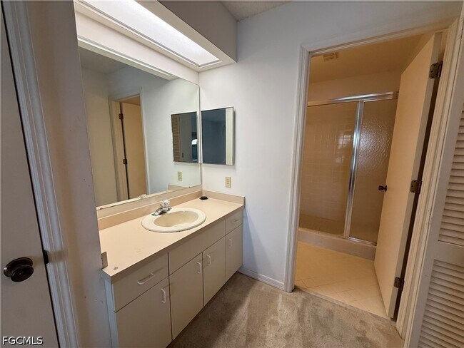 Building Photo - 123 SW 47th Terrace