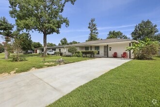 Building Photo - 5475 Sunbury Dr