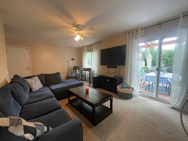 Foto del edificio - 29W738 Wembly Dr