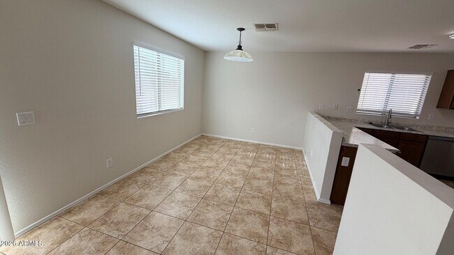 Foto del edificio - 42773 W Camino de Janos