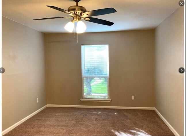 Foto del edificio - 2200 Cypress Landing Rd