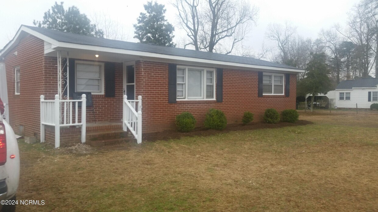 200 Garriss St, Conway, NC 27820 House Rental in Conway, NC