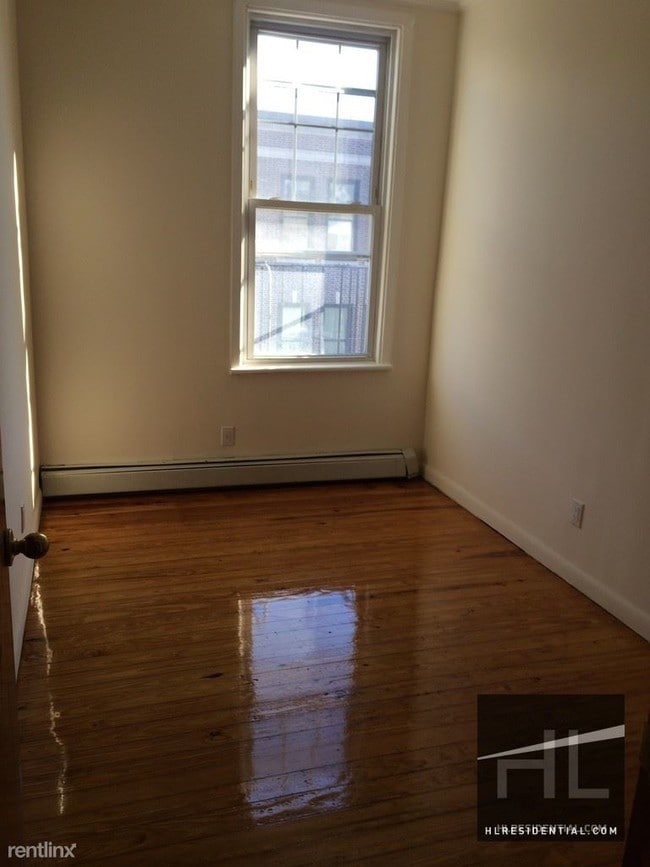 Building Photo - 3934 28th St