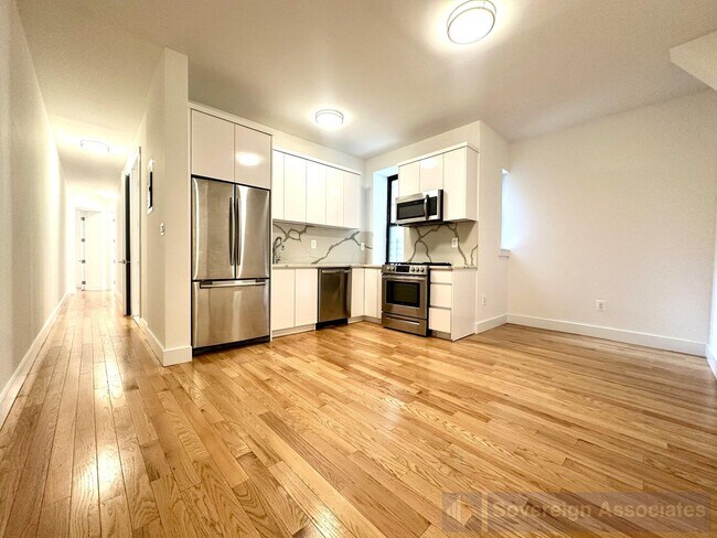 Foto del edificio - 609 W 137th St