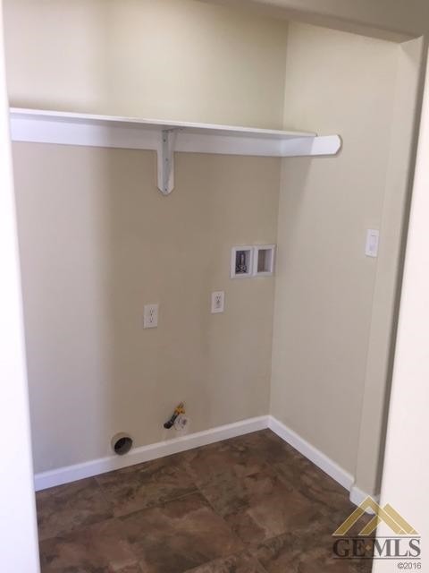 Inside Laundry - 318 S Owens St