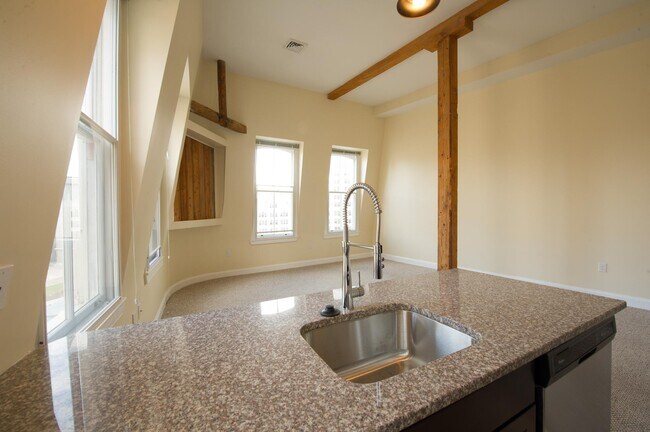 Cocina/Sala de estar - The Argus Apartments