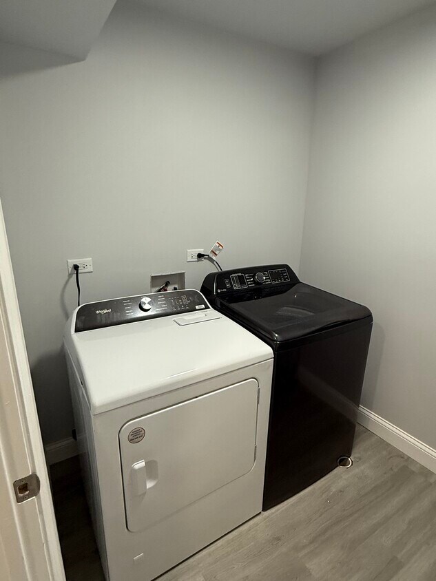 Foto principal - 3807 N Whipple St