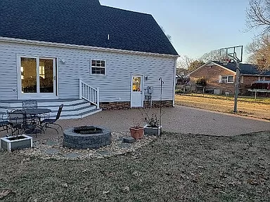 Building Photo - 7494 Tyndall Dr