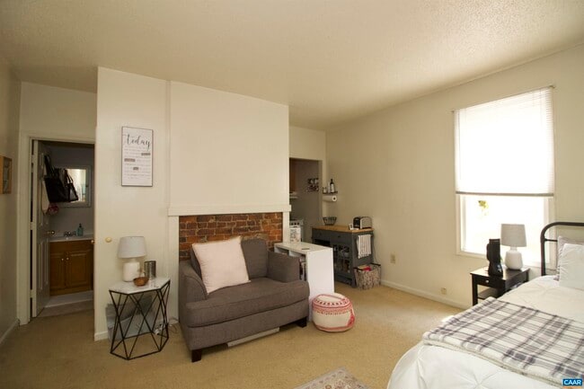 Foto del edificio - 110 7th St NW