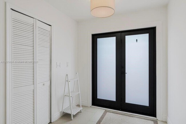 Foto del edificio - 5850 SW 149th Ave