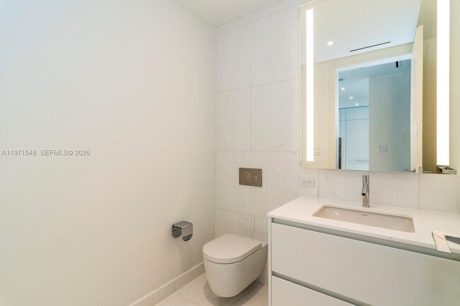 Foto del edificio - 300 Biscayne Boulevard Way
