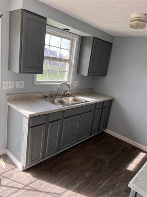 Foto principal - 106 Heritage Cir