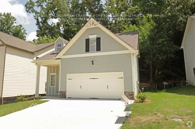 Building Photo - 319 India Ln