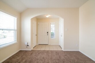 Building Photo - 5919 Deep S Dr