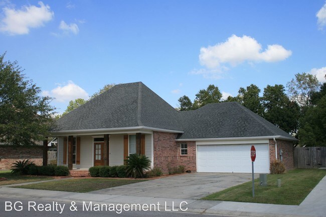 Foto del edificio - 624 Southlake Cir