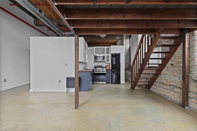 Building Photo - 170 Boulevard, 128H