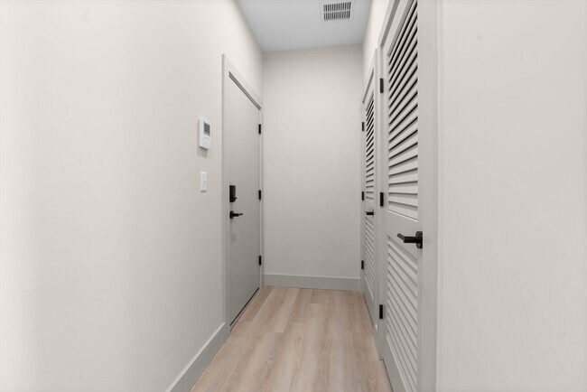 Foto del edificio - 453 Franklin St