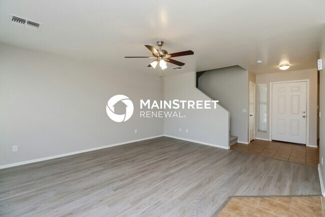 Foto del edificio - 4 Bedroom Pet-Friendly Home in El Mirage, AZ with Main Street Renewal