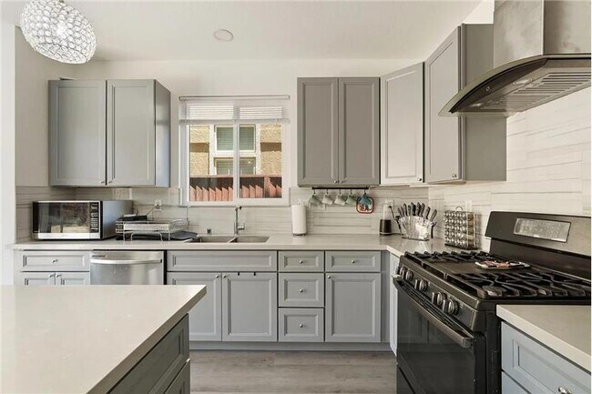 Foto del edificio - 5447 Benttree Way