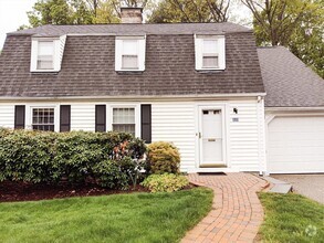 Building Photo - 133 Winslow Rd