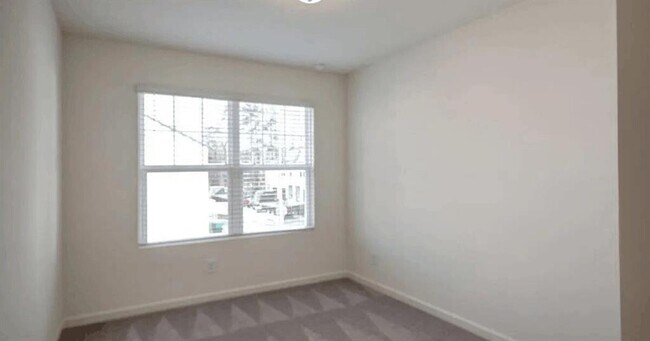 Foto del edificio - 3180 Delancy St