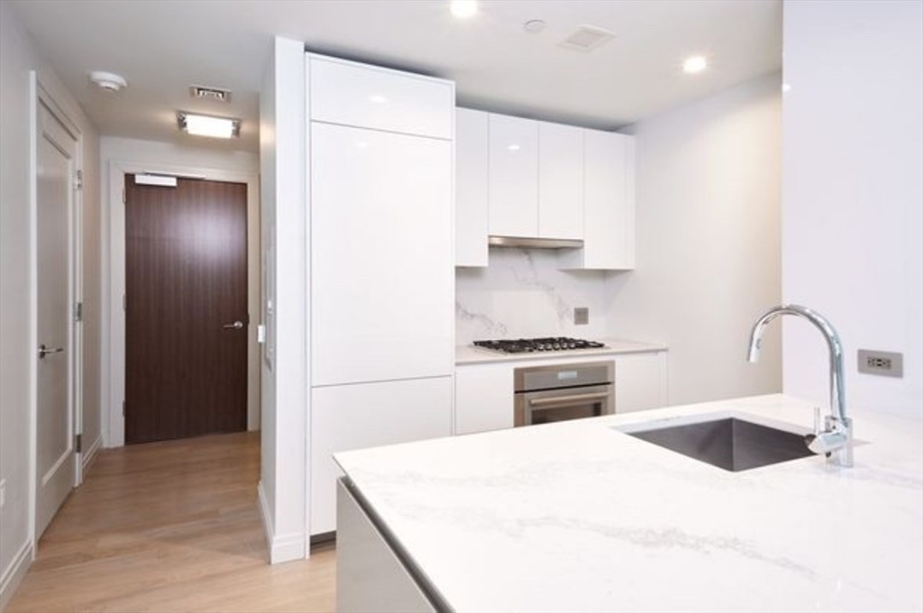 Foto principal - 133 Seaport Blvd