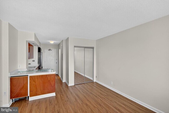 Building Photo - 5500 Friendship Blvd