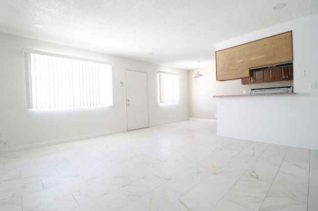 Foto del edificio - 13576 Algonquin Rd