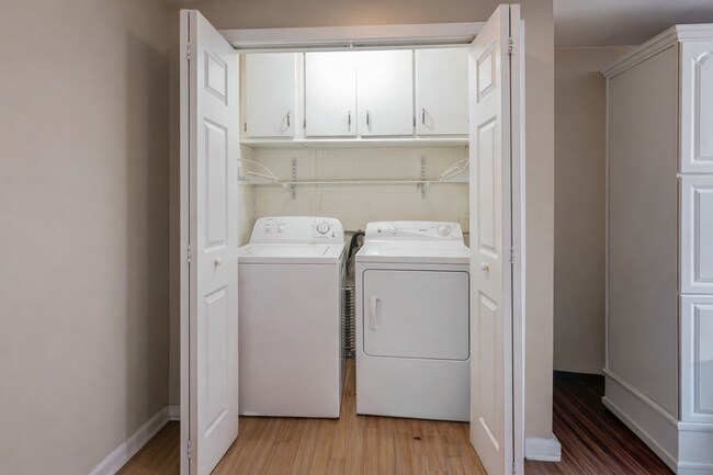 Foto del edificio - 3 Bedroom 2 bathroom home in East Memphis!