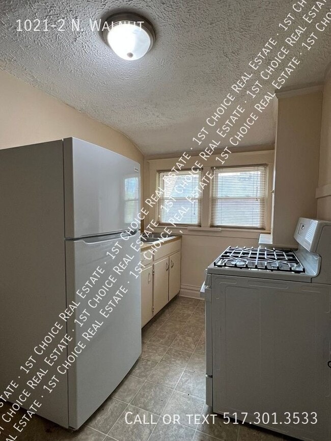Photo - 1021-2 N. Walnut- Townhome