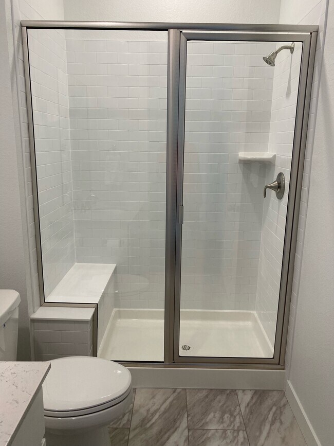 Foto del edificio - 14849 Dahlia St