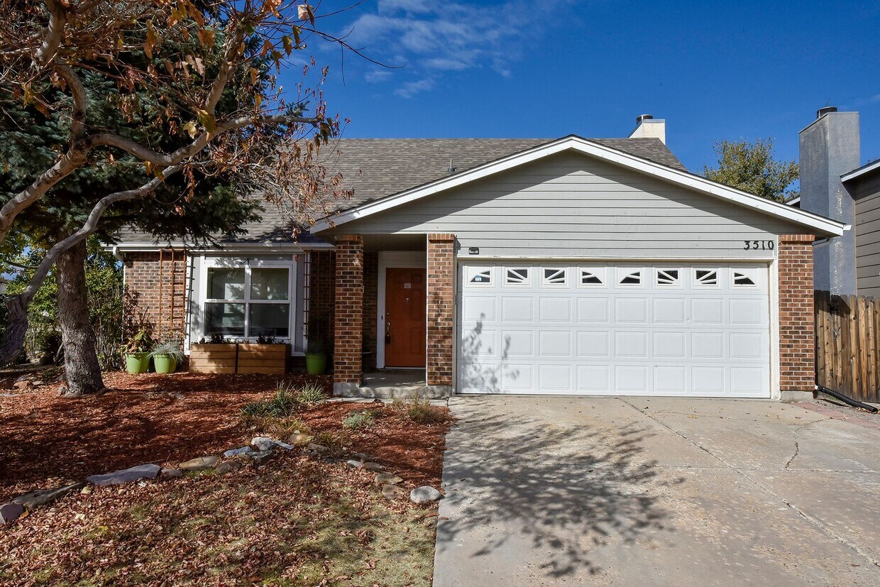 Primary Photo - Home in Briargate with Pikes Peak View!