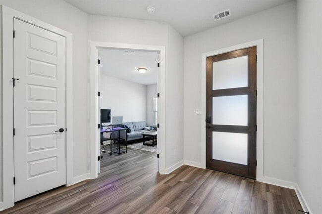 Foto del edificio - 292 Big Banyan Dr