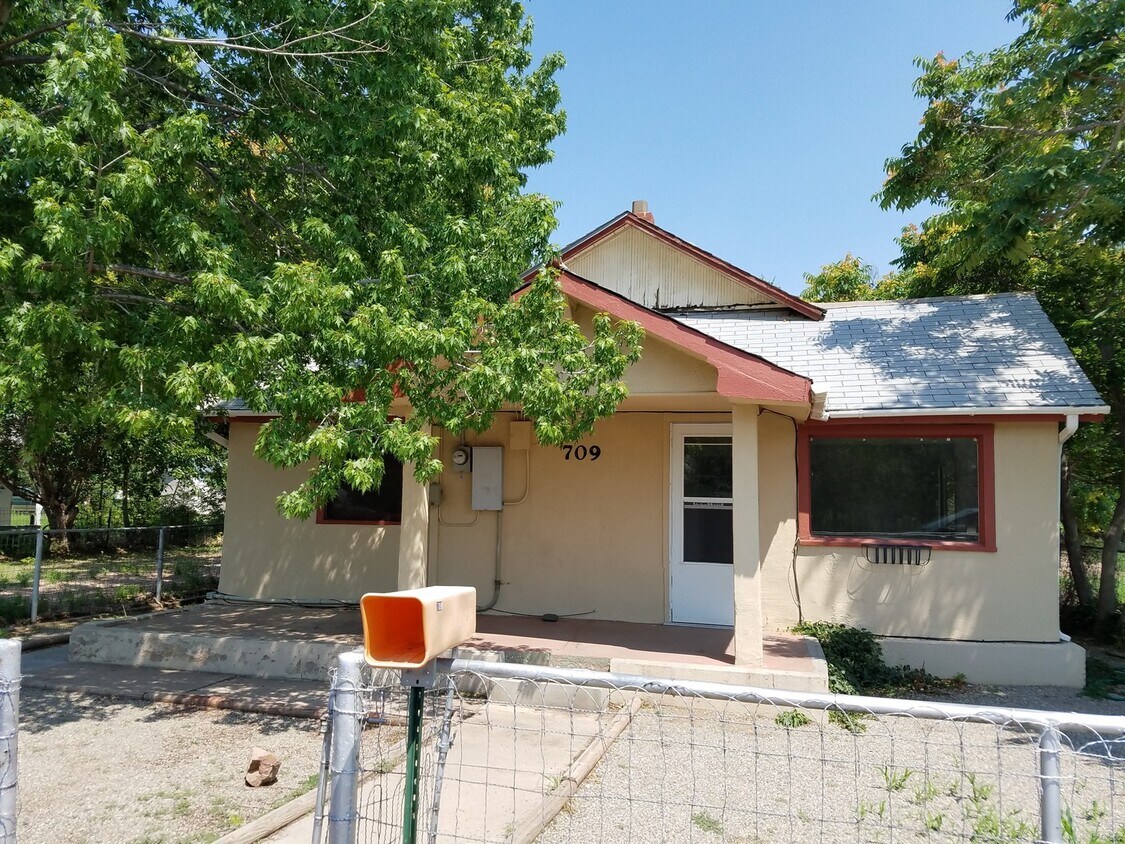 Primary Photo - 3 bedroom 1 bath with large garage and shop