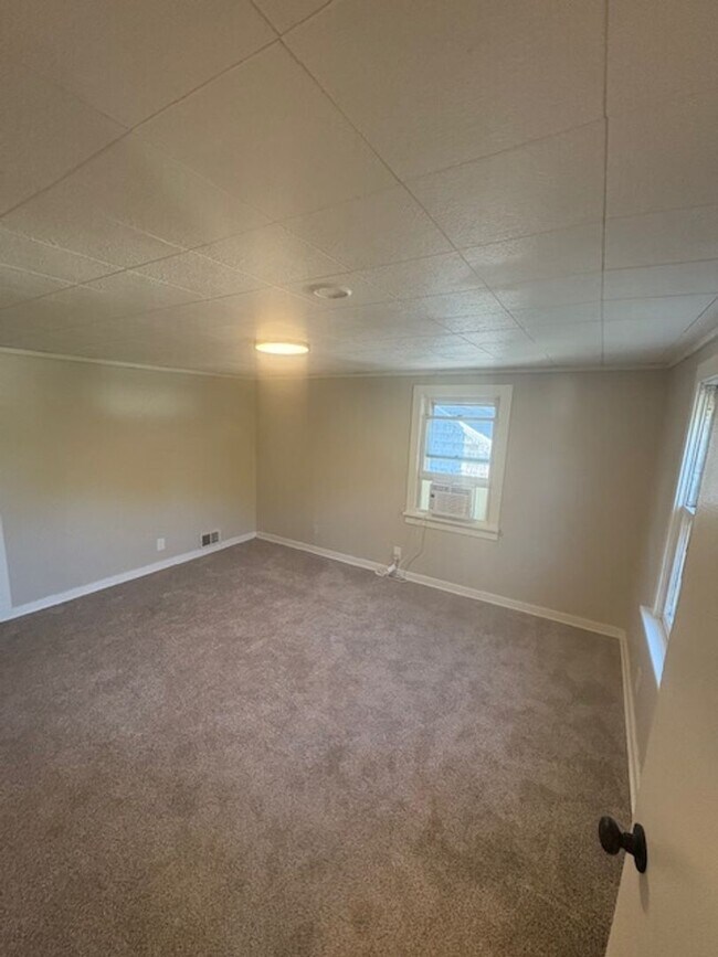 Foto del edificio - House for Rent - Spacious 4 bed home with ...
