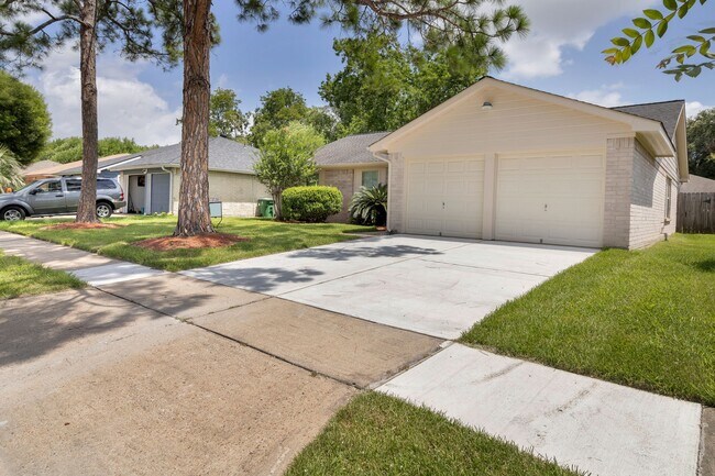 Foto del edificio - 17131 Quail Park Dr