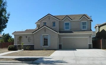 Building Photo - 501 Fairmont Dr