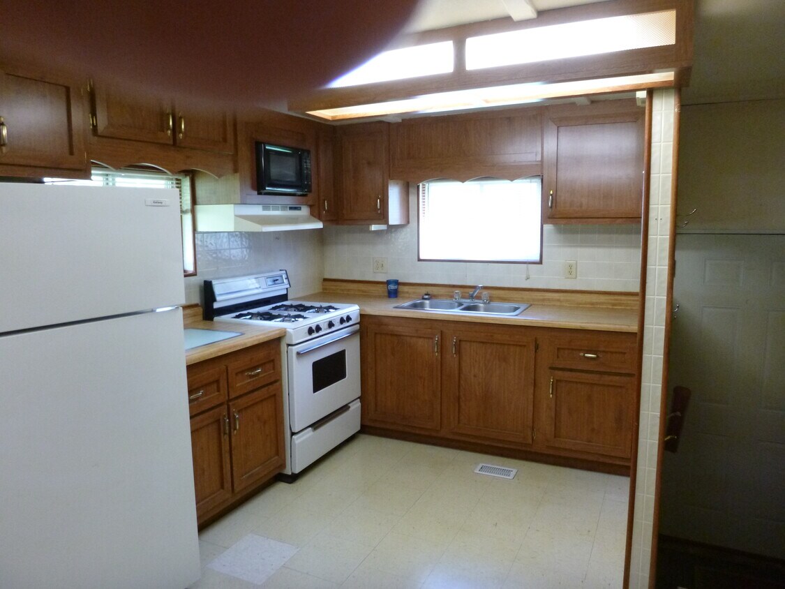 kitchen - 51823 County Road 9
