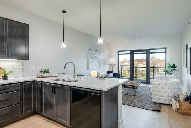 Building Photo - SIX65 Brookfield Apartments